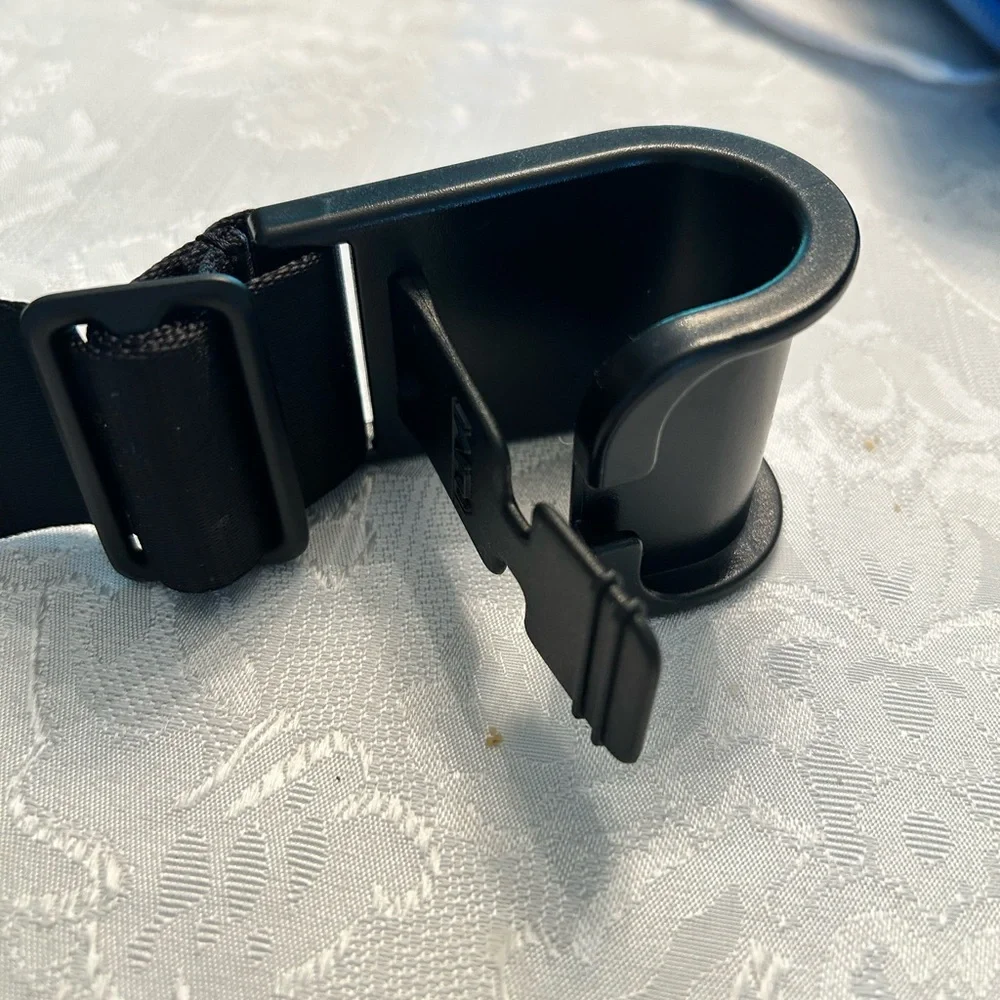 Black Wearable Electronics Holder
